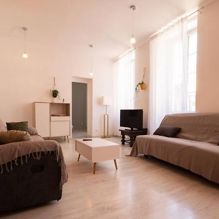 La Fontaine Neuve-Avallon-5 Personnes-1 Chambre-3 Lits-Parking-Wifi Екстериор снимка